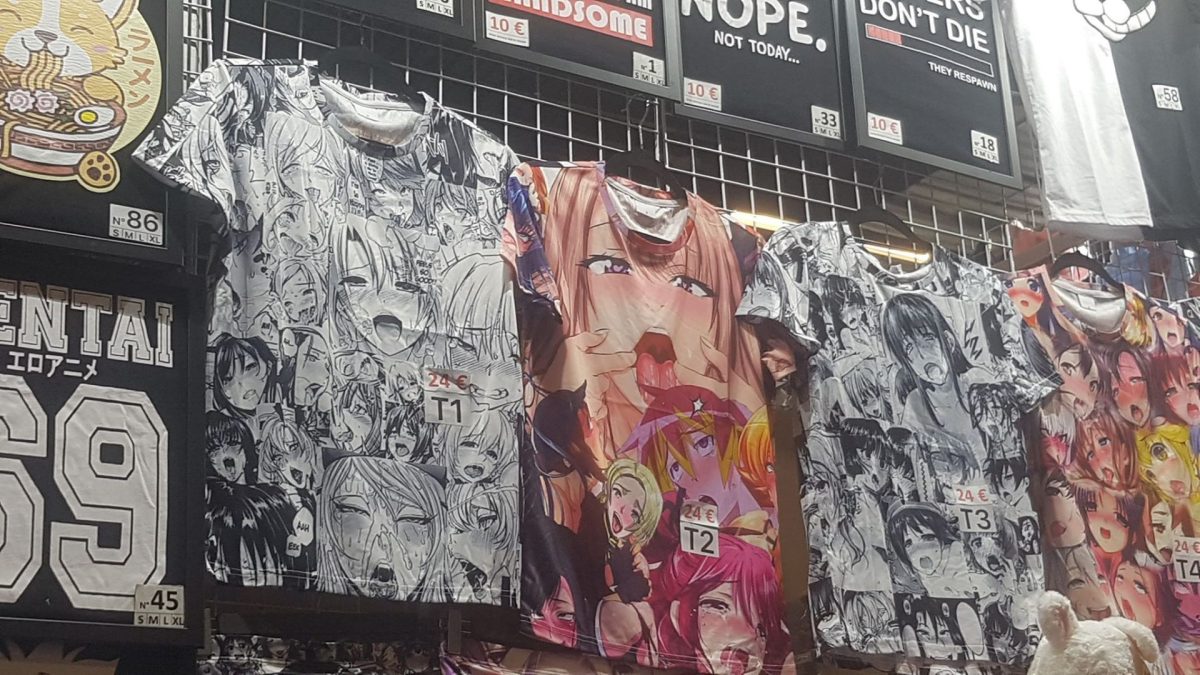Tshirt hentai Japan Expo.jpg
